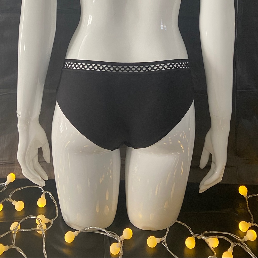 Bathing suit - Picture 2 of 2